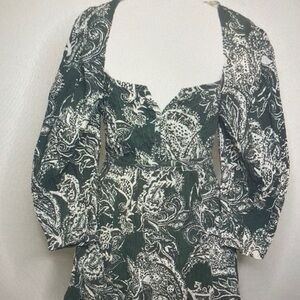 Elegant Green Paisley Women's Top